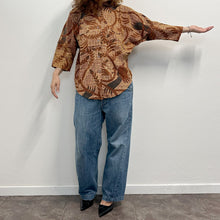 Load image into Gallery viewer, Camicia Balinese con stampe 90s
