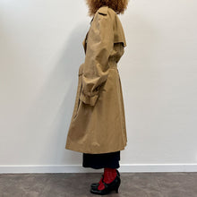 Load image into Gallery viewer, Trench militare Burberry fine 70s
