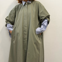 Load image into Gallery viewer, Trench Marella Vintage Anni ’80 – Verde Salvia
