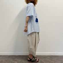 Load image into Gallery viewer, Camicia  Righe  MAKICHA Serigrafia a mano di Gigi Tarantola
