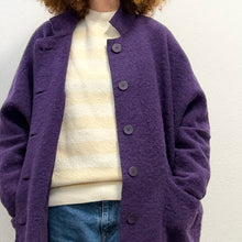 Load image into Gallery viewer, Cappotto leggero viola anni ’90
