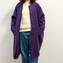 Load image into Gallery viewer, Cappotto leggero viola anni ’90
