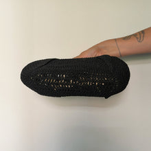Load image into Gallery viewer, Borsa a Mano Vintage in Cordonetto/Uncinetto Nero – Anni '50/'60
