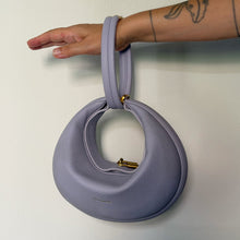 Load image into Gallery viewer, Songmont Luna Bag – Colore Lilla / Taro (Misura Medium Standard)
