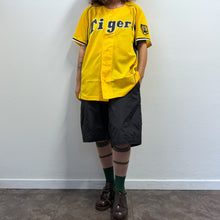 Load image into Gallery viewer, Maglia Baseball Vintage Hanshin Tigers x Mizuno Y2K
