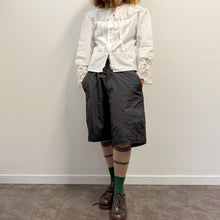 Load image into Gallery viewer, Camicia Vintage Bianca in Cotone con Pizzo - Made in France
