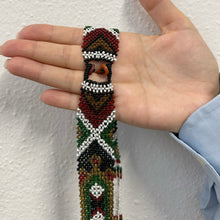 Load image into Gallery viewer, Collana Tboli Tribe – Pezzo Unico
