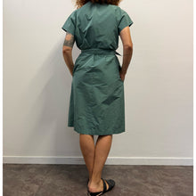 Load image into Gallery viewer, Abito MIDI Weekend Max Mara in Misto Cotone Verde Salvia
