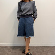 Load image into Gallery viewer, Maglia Vintage Valentino Studio a Righe Zig-Zag 80s
