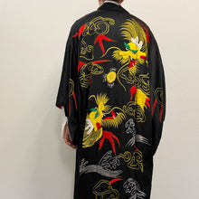 Load image into Gallery viewer, Vintage Souvenir Robe Giapponese Anni '60/'70  Drago Ricamato
