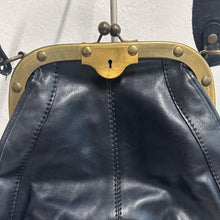 Load image into Gallery viewer, Borsa anni ’70 in pelle blu – vintage
