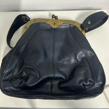 Load image into Gallery viewer, Borsa anni ’70 in pelle blu – vintage
