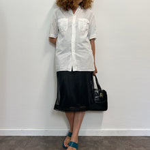 Load image into Gallery viewer, Camicia Acne Studios Y2K – Taglio Slim Bianco Puro
