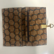 Load image into Gallery viewer, Roberta di Camerino – Pochette / Maxi Portafoglio in Camoscio Anni ’60

