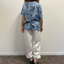 Load image into Gallery viewer, T-shirt m Armani Jeans fine ’80s / inizio ’90s
