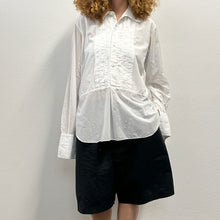 Load image into Gallery viewer, Camicia da smoking Pancaldi fine 70s
