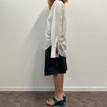 Load image into Gallery viewer, Camicia da smoking Pancaldi fine 70s
