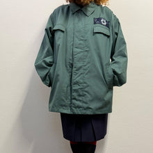 Load image into Gallery viewer, Giacca Military/Workwear Reworked – Pezzo Unico con Patch Japan
