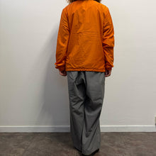 Load image into Gallery viewer, Giacca COACHER ORANGE
