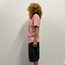 Load image into Gallery viewer, T-shirt queen Pink

