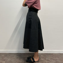 Load image into Gallery viewer, Gonna sartoriale fine ’70s – inizi ’80s,
