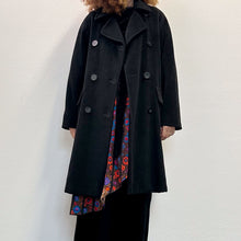 Load image into Gallery viewer, Cappotto Max Mara nero 90s
