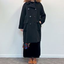 Load image into Gallery viewer, Cappotto Max Mara nero 90s
