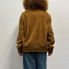 Load image into Gallery viewer, Bomber scamosciato Mabrun anni ’90 – Marrone medio chiaro – Over Tg 52
