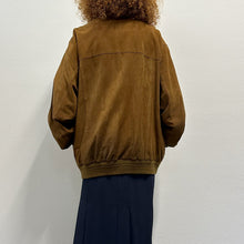 Load image into Gallery viewer, Bomber scamosciato marrone cioccolato – Anni ’80 – Over
