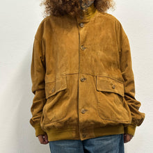 Load image into Gallery viewer, Bomber scamosciato color caramello chiaro – Anni ’90 – Tg 56
