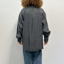 Load image into Gallery viewer, Camicia Versace Jeans Couture – nero – Tg L vintage
