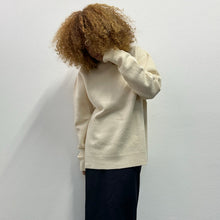Load image into Gallery viewer, Maglione lana follata bianco
