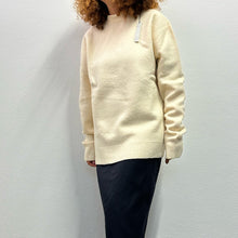 Load image into Gallery viewer, Maglione lana follata bianco
