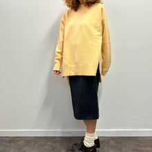 Load image into Gallery viewer, Maglione lana follata color rosa cipria
