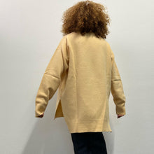 Load image into Gallery viewer, Maglione lana follata color rosa cipria

