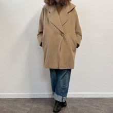 Load image into Gallery viewer, Cappotto Genny by Claude Montana 80s
