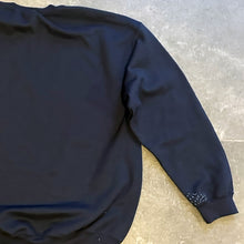 Load image into Gallery viewer, Felpa Sashiko “Onda” – Pezzo unico, realizzata a mano
