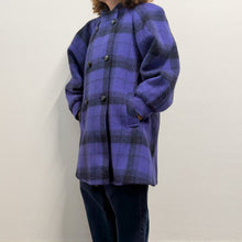 Load image into Gallery viewer, Cappotto check viola
