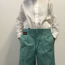 Load image into Gallery viewer, Pantaloni Nikka vintage DEADSTOCK color salvia
