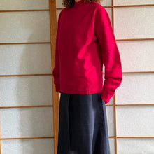 Load image into Gallery viewer, Maglione lana follata color fucsia

