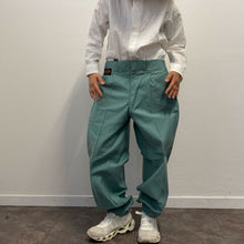 Load image into Gallery viewer, Pantaloni Nikka vintage DEADSTOCK color salvia
