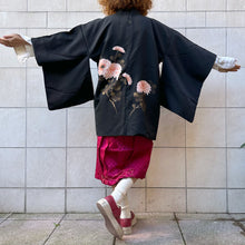 Load image into Gallery viewer, Haori in seta nero shikkoku 60s
