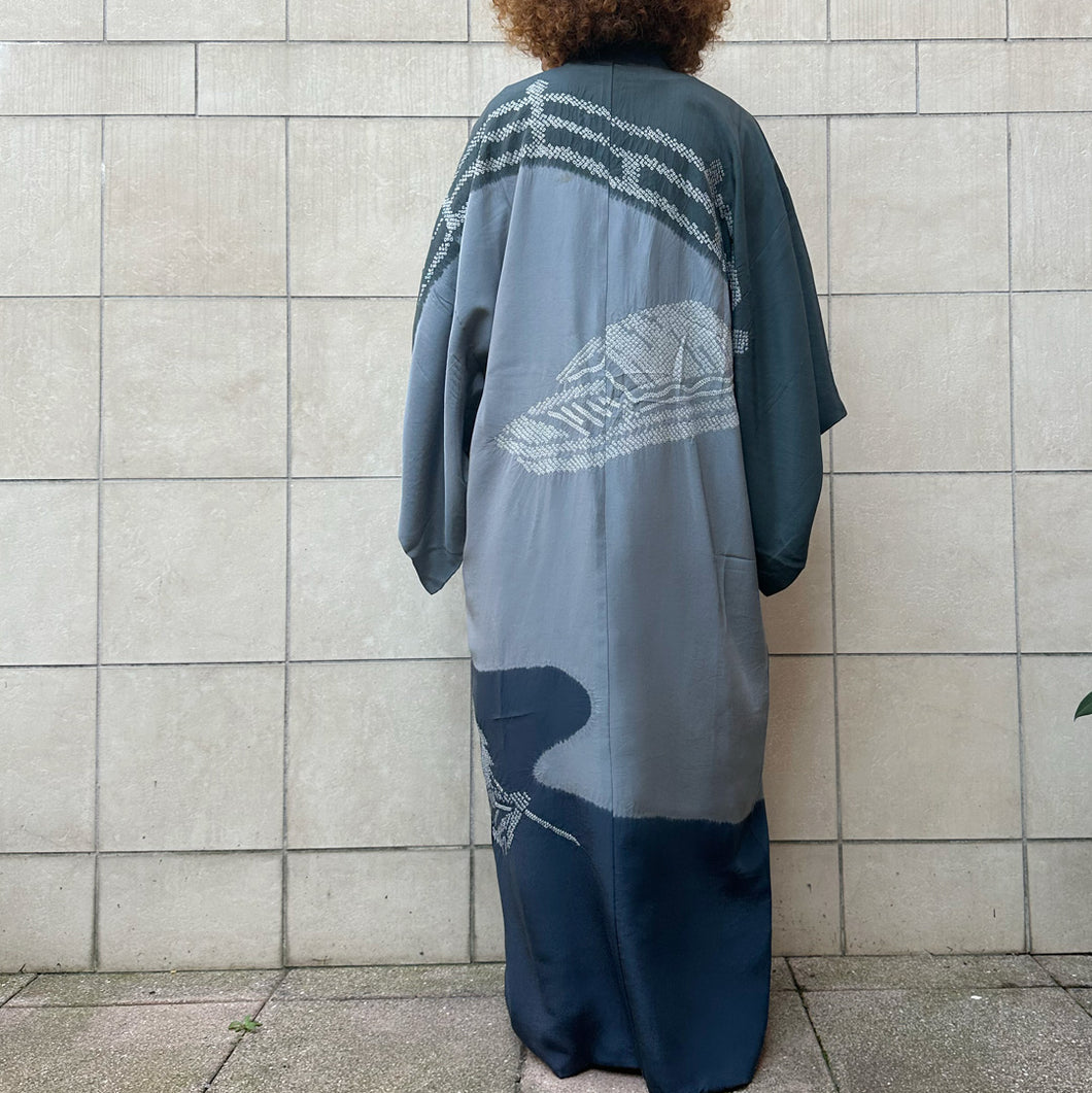 kimono in seta con tecnica shibori anni 40s