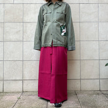 Load image into Gallery viewer, Giacca Kawaii upcycling verde militare 70s
