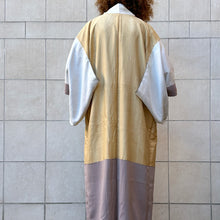 Load image into Gallery viewer, kimono in seta Onda 40s
