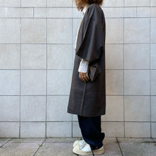 Load image into Gallery viewer, Kimono da uomo sui toni del marrone e grigio  50s
