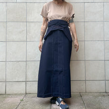 Load image into Gallery viewer, Hakama a gonna tradizionale blu 70s
