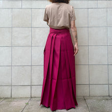 Load image into Gallery viewer, Hakama a gonna tradizionale &nbsp; color lampone 70s
