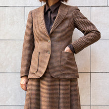 Load image into Gallery viewer, Competo Burberry shetland tweed 70s
