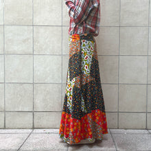 Load image into Gallery viewer, Gonna lunga sartoriale patchwork multicolor 70s
